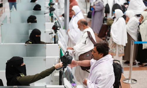 സൗദിയിലെ ഏത് വിമാനത്താവളം വഴിയും ഉംറ തീർഥാടകർക്ക് പ്രവേശിക്കാമെന്ന് മന്ത്രാലയം