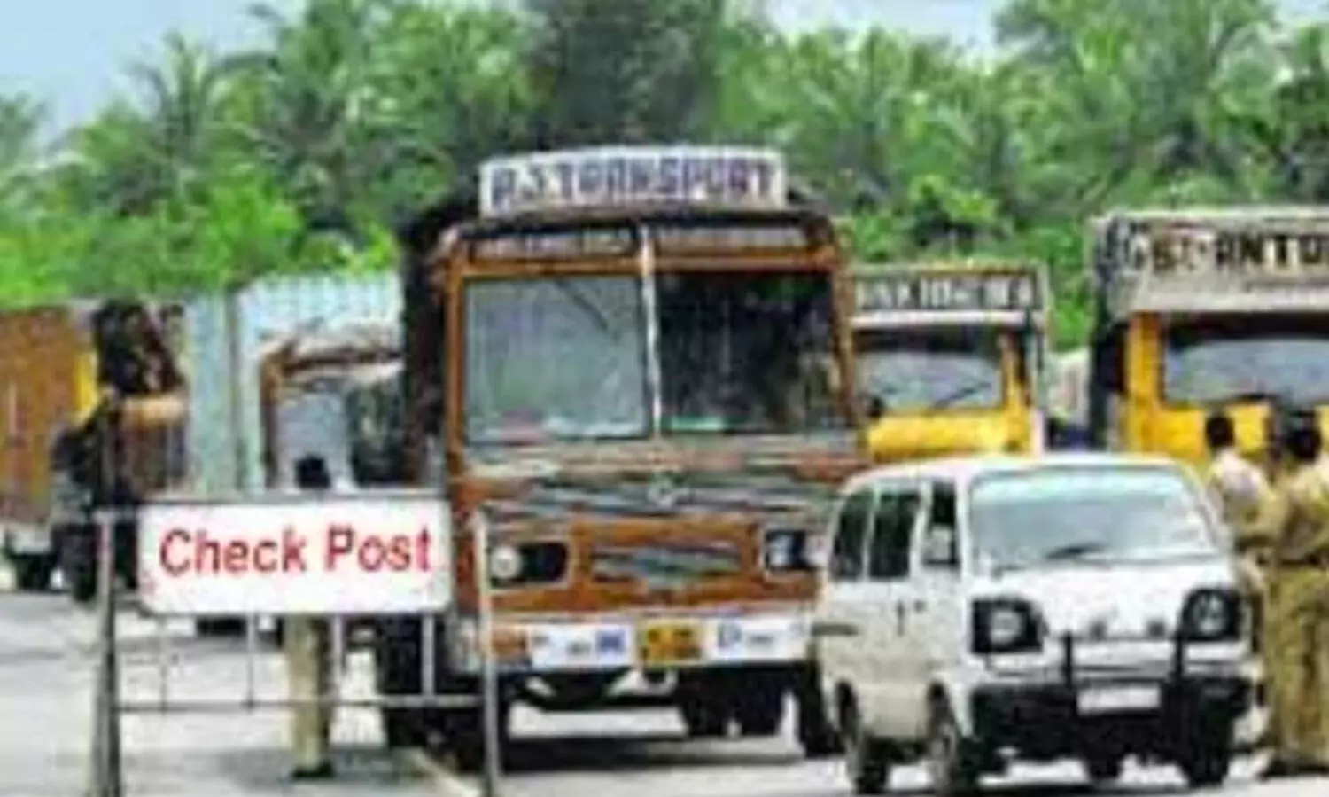 ചെക്​പോസ്​റ്റുകൾ കറൻസി രഹിതം; കൈമടക്കിന്​ കൈവിലങ്ങ്​