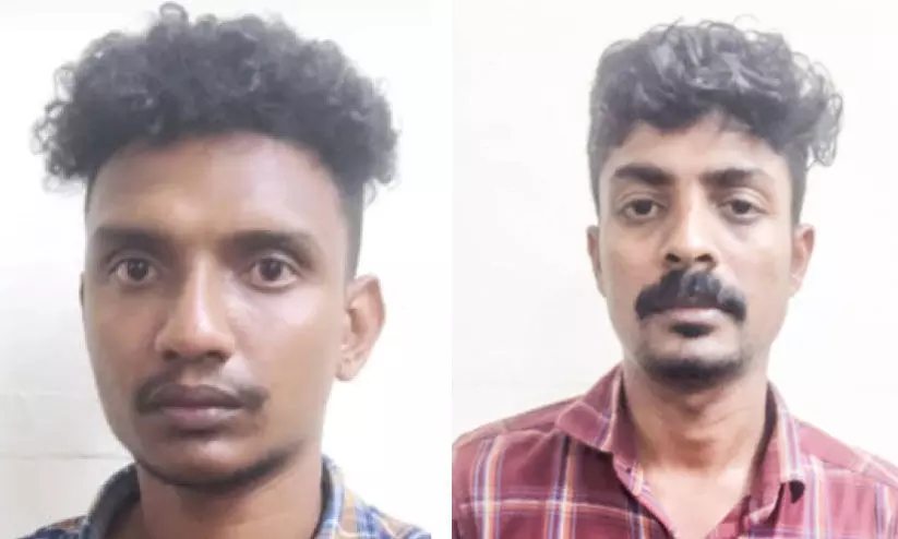കോടയും വാറ്റുപകരണങ്ങളുമായി രണ്ടുപേർ പിടിയിൽ