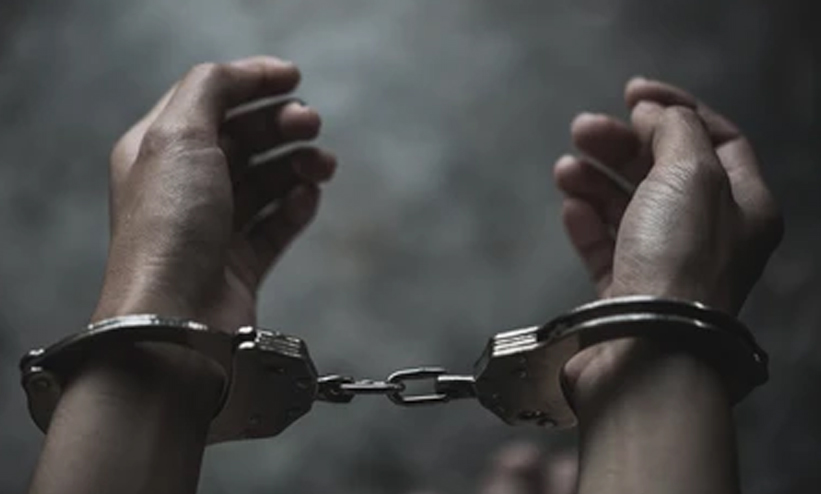 കുടുംബ കലഹം; ഭർത്താവ് ഭാര്യയെ കഴുത്ത് ഞെരിച്ച് കൊന്നു കുടുംബ കലഹം; ഭർത്താവ് ഭാര്യയെ കഴുത്ത് ഞെരിച്ച് കൊന്നു