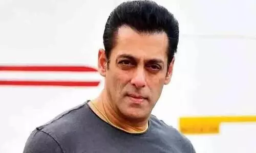 Salman Khan faces dengue,  He  takes break From Movie