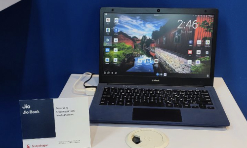 എട്ട് മണിക്കൂർ ബാറ്ററി, 11 ഇഞ്ച് ഡിസ്‍പ്ലേ; 15,799 രൂപക്ക് ജിയോബുക് ലാപ്ടോപ്പ് സ്വന്തമാക്കാം