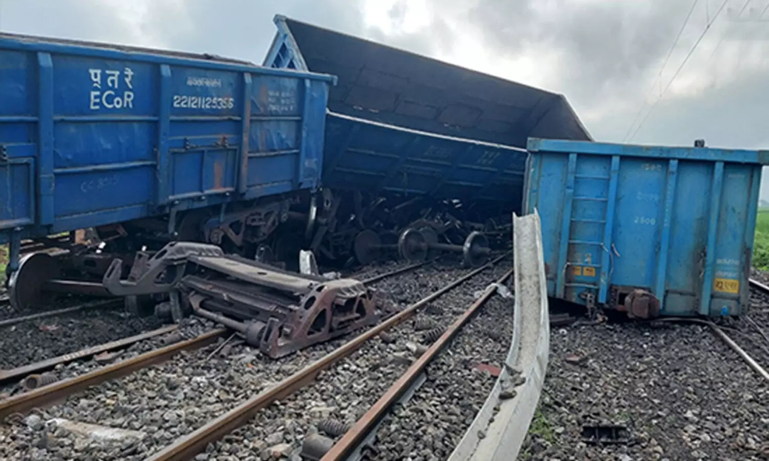 train derailed