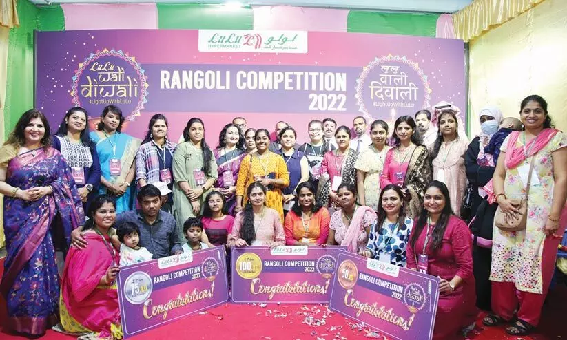 ദീപാവലിയെ നിറപ്പകിട്ടോടെ സ്വാഗതം ചെയ്ത് ലുലു ഹൈപ്പർ മാർക്കറ്റ് ദീപാവലിയെ നിറപ്പകിട്ടോടെ സ്വാഗതം ചെയ്ത് ലുലു ഹൈപ്പർ മാർക്കറ്റ്