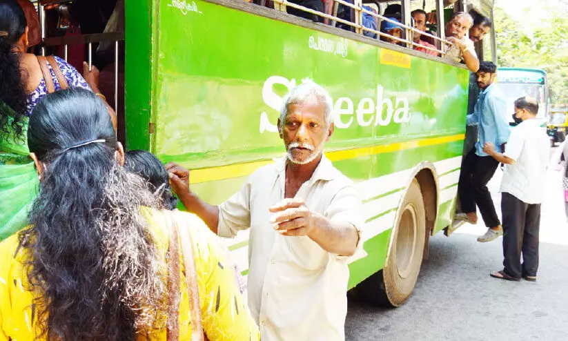 ദാസന്റെ ഡബ്ൾബെൽ മുഴക്കത്തിന് നാലുപതിറ്റാണ്ട്