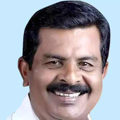 രാ​ധാ​കൃ​ഷ്ണ​ൻ നാ​യ​ർ