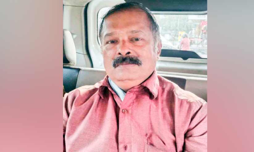 ചാ​രാ​യ​ക്കേ​സി​ൽ വീ​ട്ടു​ട​മ അ​റ​സ്റ്റി​ൽ