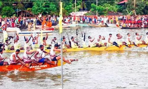 സി.ബി.എല്ലിൽ ആദ്യ ഹാട്രിക് ജേതാവായി മഹാദേവികാട് കാട്ടിൽ തെക്കേതിൽ ചുണ്ടൻ