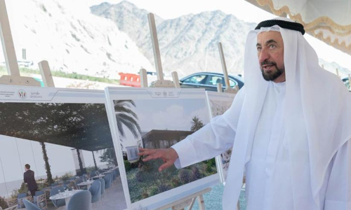 ഹാങ്ങിങ് ഗാർഡൻ ശൈഖ് സുൽത്താൻ സന്ദർശിച്ചു