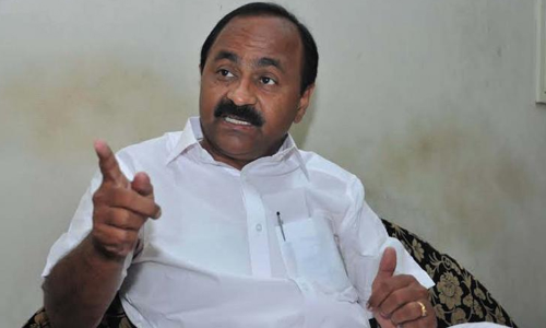 ആരോപണ വിധേയരായ സി.പി.എം നേതാക്കള്‍ക്കെതിരെ നടപടി വേണമെന്ന് വി.ഡി സതീശൻ