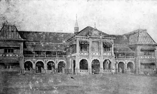 കേ​ര​ള​ത്തി​ലെ ആ​ദ്യ​കാ​ല ഉ​ർ​ദു പ​ഠ​ന​കേ​ന്ദ്ര​ങ്ങ​ൾ​ക്ക് എന്തു സംഭവിച്ചു?