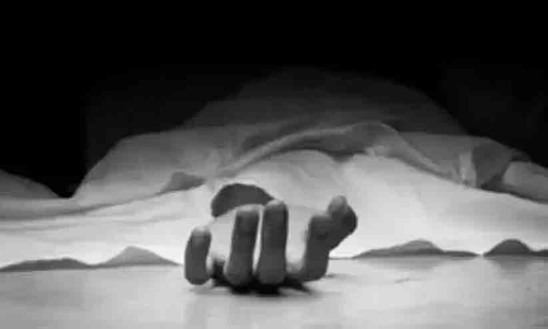 Three persons kill man for staring at one of them