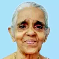 വ​യോ​ധി​ക കി​ണ​റ്റി​ൽ മ​രി​ച്ച നി​ല​യി​ൽ