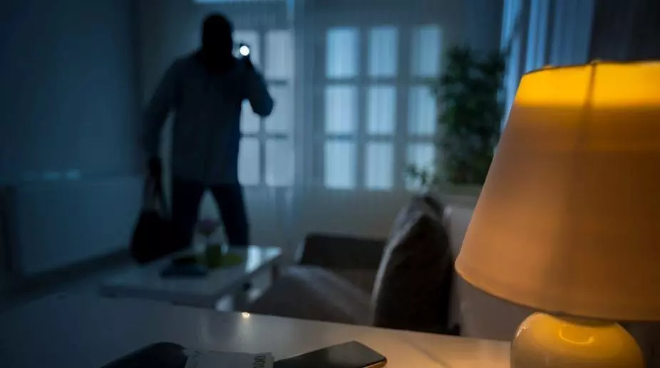 Theft: Five arrested in Oman Theft: Five arrested in Oman