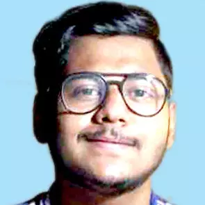 ലോ​റി​യി​ൽ ബൈ​ക്കി​ടി​ച്ച്  യു​വാ​വ് മ​രി​ച്ചു