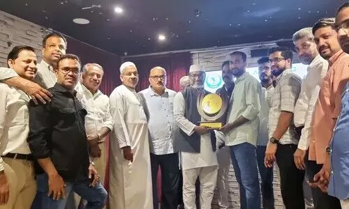 മീ​ലാ​ദ് പ്രോ​ഗ്രാ​മും യാ​ത്ര​യ​യ​പ്പും