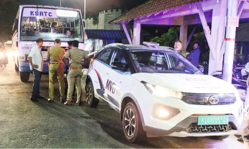 KSRTC without headlights at night Department of Motor Vehicles with action