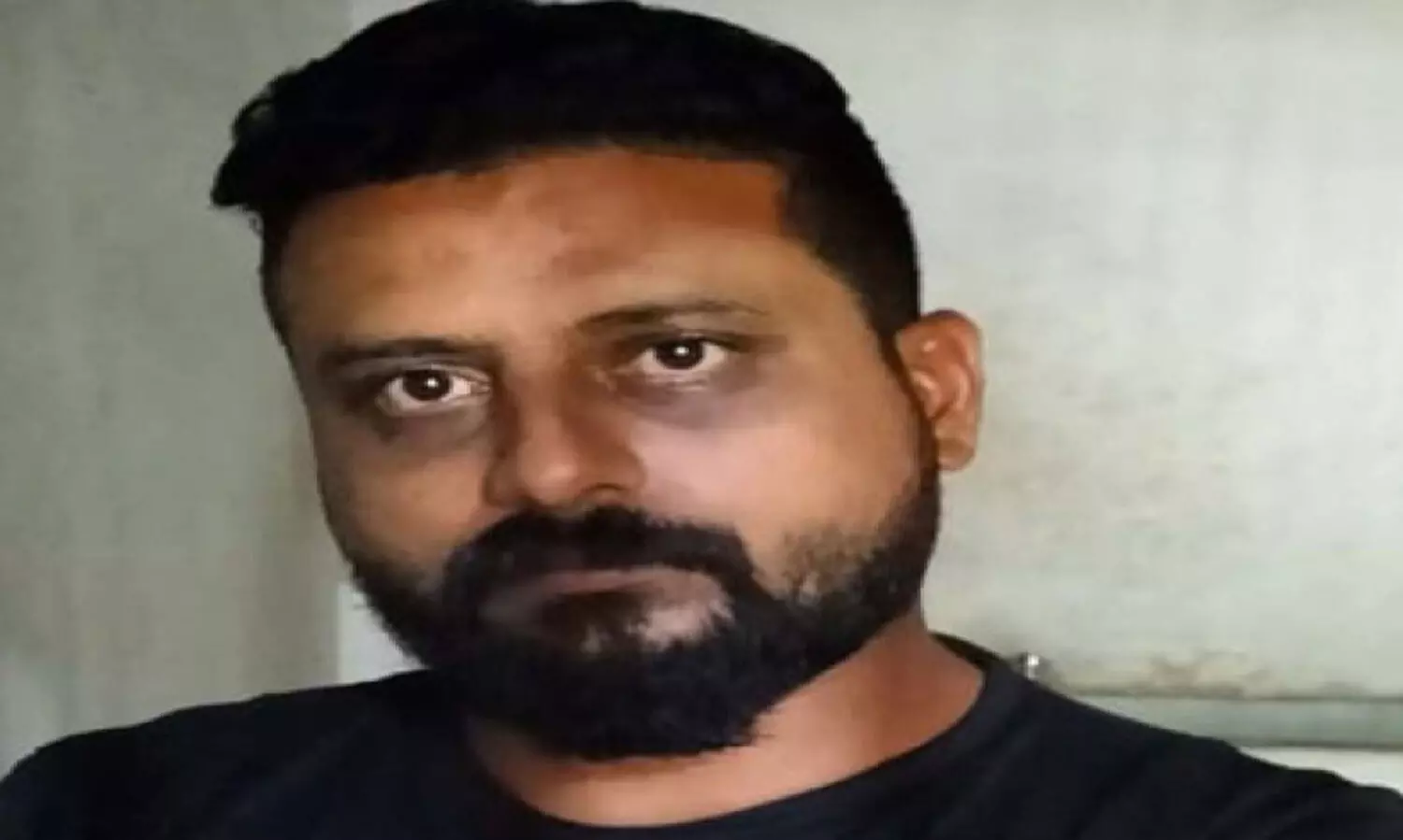 അഭിഭാഷകന് വെടിയേറ്റു; അയൽവാസി അറസ്റ്റിൽ