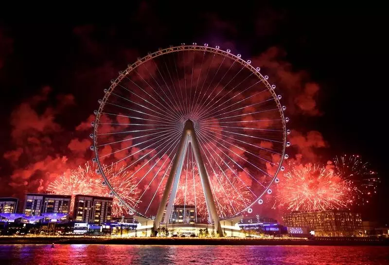 ഐൻ ദുബൈ തുറക്കുന്നത് വൈകും ഐൻ ദുബൈ തുറക്കുന്നത് വൈകും