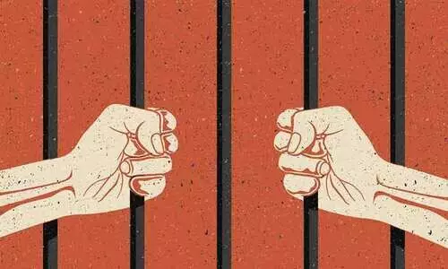 റി​യ​ൽ എ​സ്റ്റേ​റ്റ് ത​ട്ടി​പ്പ്; ഇ​റാ​ഖി പൗ​ര​ന് പ​ത്തു​വ​ർ​ഷം ത​ട​വ്