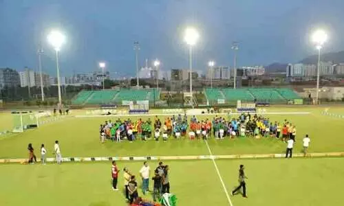 ഹോ​ക്കി ഉ​ത്സ​വ​ത്തി​ന്​ ഇ​ന്ന്​ കൊ​ടി​യേ​റ്റം