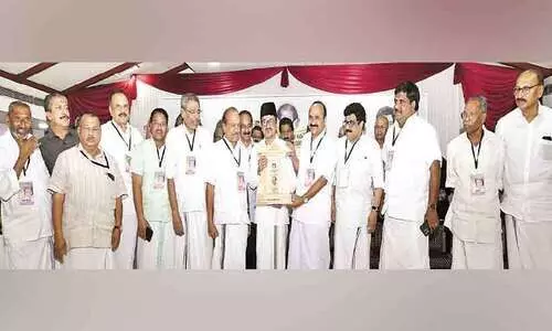 സർക്കാറിനെ വിമർശിക്കൽ മാത്രമല്ല പ്രതിപക്ഷത്തിന്റെ ജോലി -വി.ഡി. സതീശൻ സർക്കാറിനെ വിമർശിക്കൽ മാത്രമല്ല പ്രതിപക്ഷത്തിന്റെ ജോലി -വി.ഡി. സതീശൻ