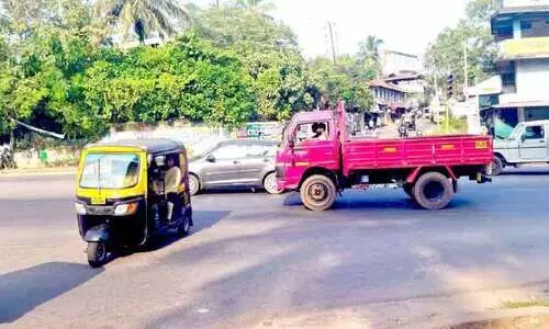 ദേശീയപാത നിർമാണം: സിഗ്നൽ ലൈറ്റുകൾ കത്തുന്നില്ല; അപകടക്കുരുക്കായി ദേശീയപാത