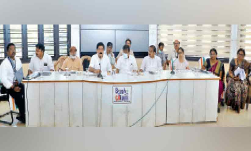 ജില്ലയിലെ കുടിവെള്ള പദ്ധതികളുടെ നടത്തിപ്പ്; ഒരാഴ്ചക്കകം എം.എൽ.എമാർക്ക് റിപ്പോർട്ട് നൽകാൻ മന്ത്രിയുടെ നിർദേശം