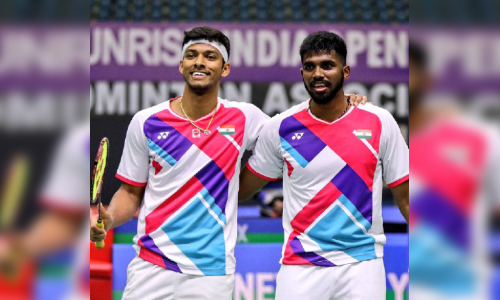 ഫ്രഞ്ച് ഓപൺ ബാഡ്മിന്റൺ; ലോ​ക ഒ​ന്നാം ന​മ്പ​ർ സ​ഖ്യ​ത്തെ വീ​ഴ്ത്തി സാ​ത്വി​ക്-​ചി​രാ​ഗ് ജോ​ടി