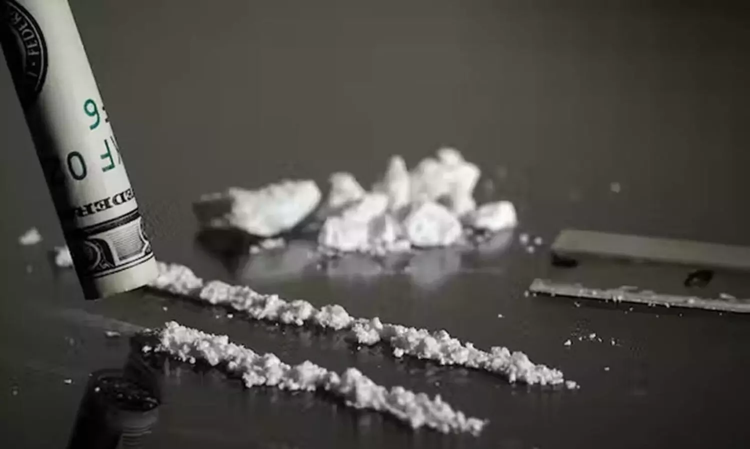 കൊക്കെയ്ന് അടിമയായിരുന്നു; പറയുന്നത് പാക് ക്രിക്കറ്റ് ഇതിഹാസം