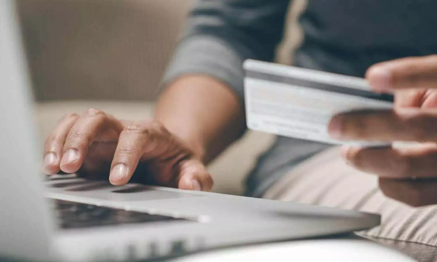 മകന് ലഹരി വാങ്ങാൻ പിതാവിന്‍റെ അക്കൗണ്ടിൽനിന്ന് പണം; ലഹരിസംഘത്തിന്റെ പ്രവർത്തനങ്ങളിൽ ഞെട്ടി എക്സൈസ്