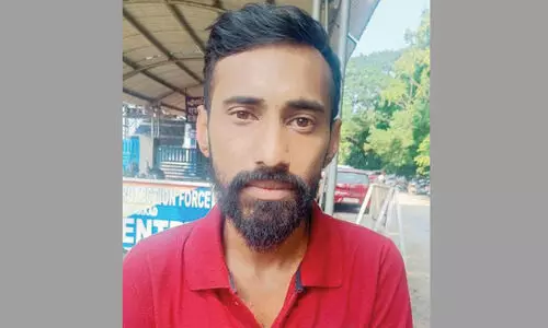 ചരസുമായി യുവാവ് പിടിയിൽ ചരസുമായി യുവാവ് പിടിയിൽ