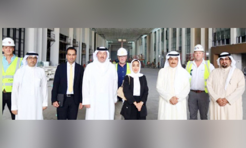 സ​ഖീ​റി​ലെ എ​ക്‌​സി​ബി​ഷ​ൻ ആ​ൻ​ഡ് ക​ൺ​വെ​ൻ​ഷ​ൻ സെ​ന്റ​ർ പു​രോ​ഗ​തി വി​ല​യി​രു​ത്തി