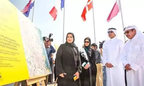 Qatar with smart parking app