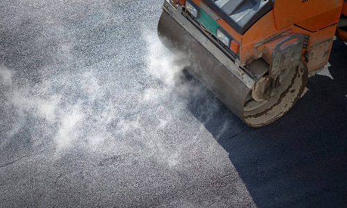 Housewife lost huse in road construction Housewife lost huse in road construction