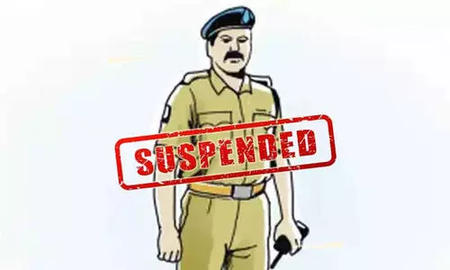 യുവതിയെ കടയിൽകയറി ആക്രമിച്ച പൊലീസുകാരന് സസ്‍പെൻഷൻ