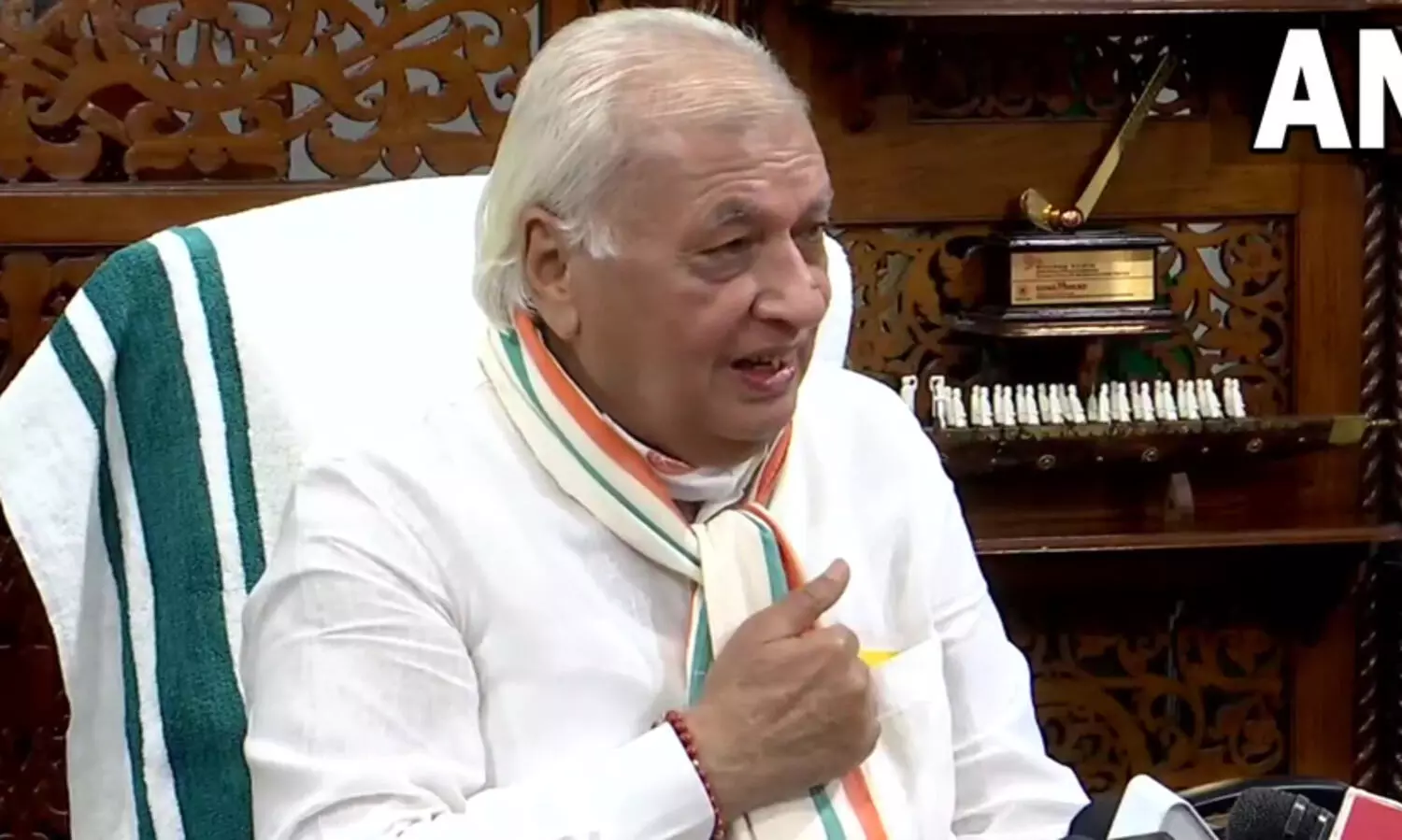 arif mohammad khan 988756