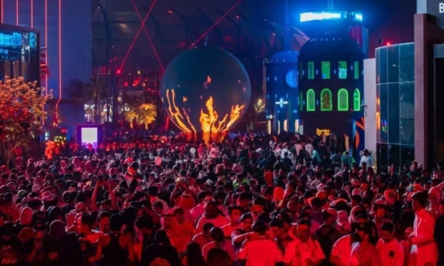 ഉത്സവത്തിലാറാടി റിയാദ് സീസൺ​​; ആസ്വദിക്കാനെത്തിയവരുടെ എണ്ണം 10 ലക്ഷം കവിഞ്ഞു