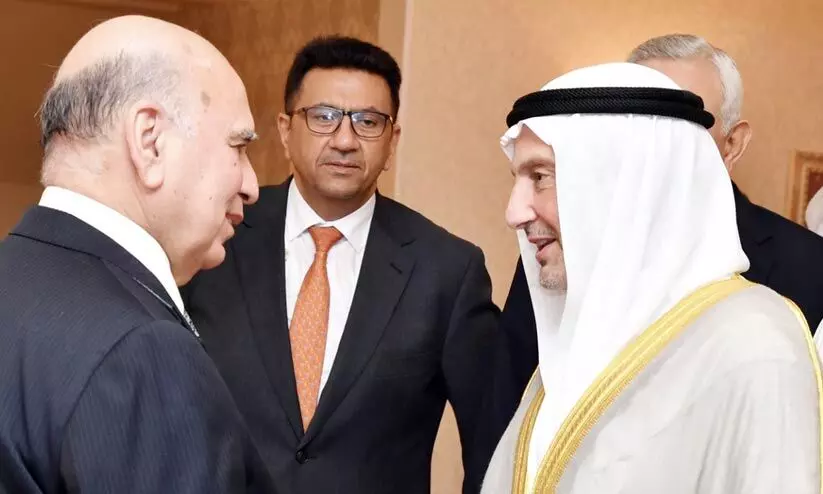 കുവൈത്ത്-ഇറാഖ് വിദേശകാര്യ മന്ത്രിമാർ ചർച്ച നടത്തി കുവൈത്ത്-ഇറാഖ് വിദേശകാര്യ മന്ത്രിമാർ ചർച്ച നടത്തി