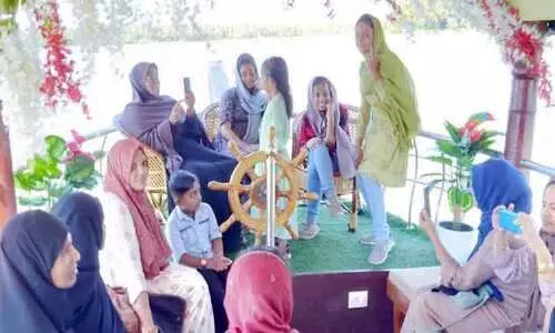 അകലാപ്പുഴയിൽ ബോട്ട് സർവിസിന് ഉപാധികളോടെ അനുമതി