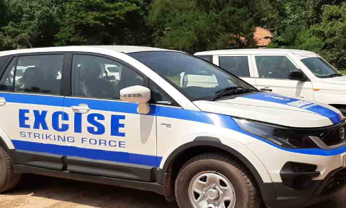 തൃശൂരിൽ 150 കേസ് മാഹി മദ്യം പിടികൂടി; ഒരാൾ അറസ്റ്റിൽ