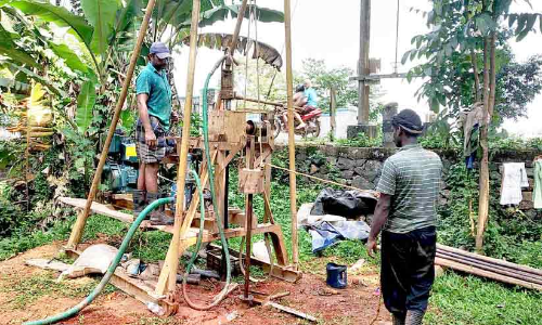 മാവൂർ-മെഡി. കോളജ് റോഡ് നാലുവരി പാതയാക്കൽ; കൽപള്ളിയിൽ മണ്ണുപരിശോധന