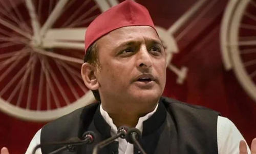 ബി.ജെ.പി സർക്കാർ അഅ്സം ഖാനെതിരെ കള്ളക്കേസുകൾ ചുമത്തുന്നുവെന്ന് അഖിലേഷ് യാദവ്