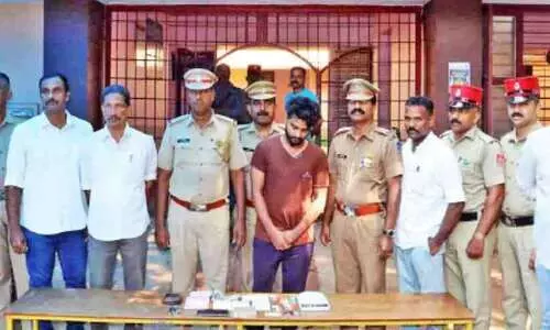 എം.ഡി.എം.എയുമായി യുവാക്കൾ അറസ്റ്റിൽ എം.ഡി.എം.എയുമായി യുവാക്കൾ അറസ്റ്റിൽ