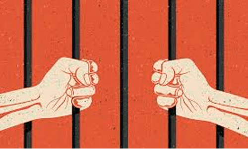 സിഗരറ്റ് വേണ്ടെന്ന് പറഞ്ഞു; യുവാവ് സുഹൃത്തിനെ കൊക്കയിലേക്ക് തള്ളിയിട്ട് കൊന്നു