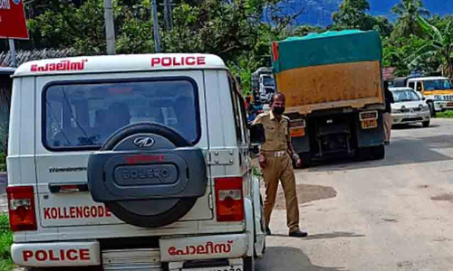 അമിതഭാരം: ടിപ്പറുകൾക്കെതിരെ നടപടിയുമായി പൊലീസ്