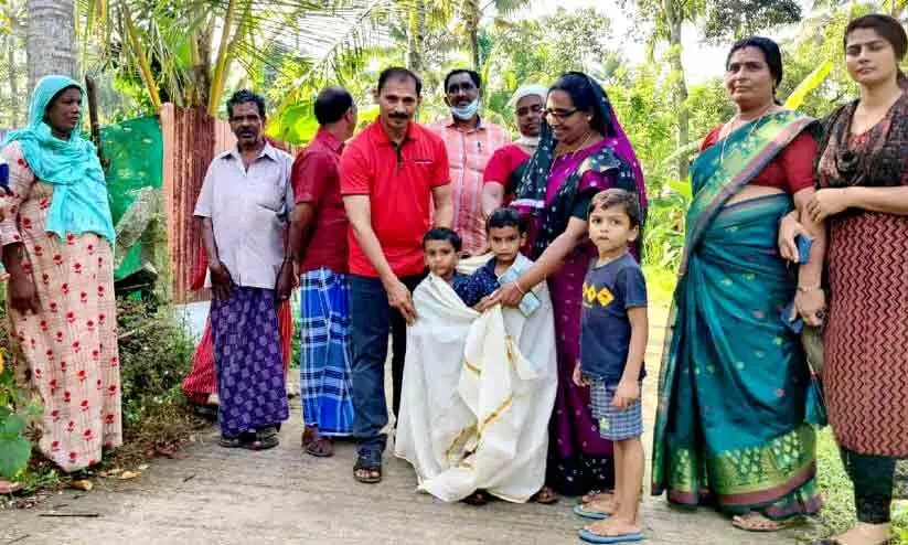 കൈവിടാതെ കുരുന്നുകൾ, കുഞ്ഞുപെങ്ങൾ ജീവിതക്കരയിലേറി