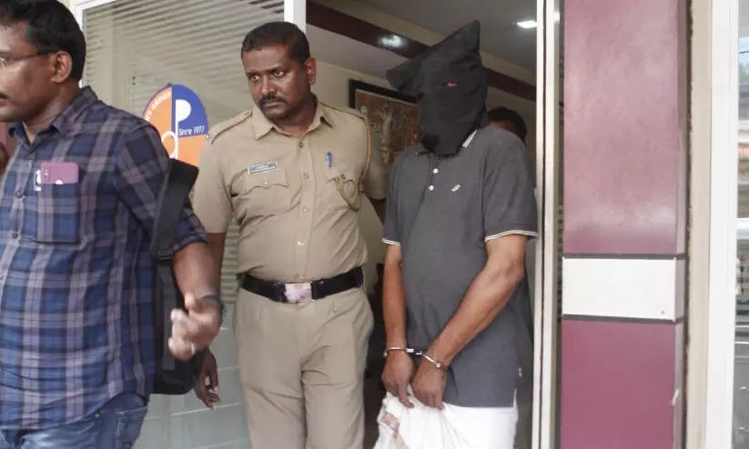 നരബലിക്കിരയായ റോസ് ലിന്‍റെ മോതിരം കണ്ടെത്തി; കൊ​ല​പ്പെ​ടു​ത്തി​യ​ശേ​ഷം പണയം വെച്ചതായിരുന്നു