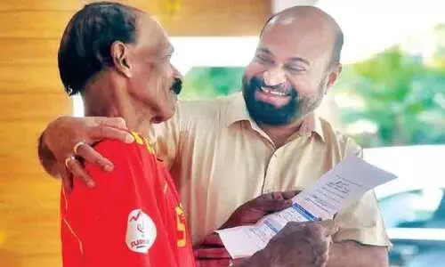 റഹ്മാൻ പറക്കും, ലോകകപ്പിന്‍റെ ആരവത്തിലേക്ക്
