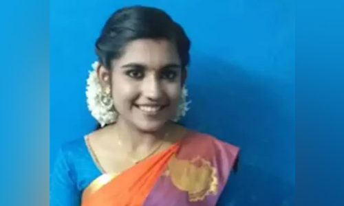 ഗ്രീഷ്മ പൊലീസ് കസ്റ്റഡിയിൽ ആത്മഹത്യക്ക് ശ്രമിച്ച സംഭവം: രണ്ട് പൊലീസുകാർക്ക് സസ്പെൻഷൻ